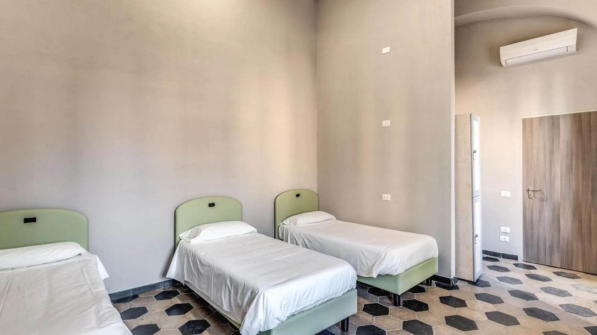 Hostel Borgo Ripa Urban Travel Rom