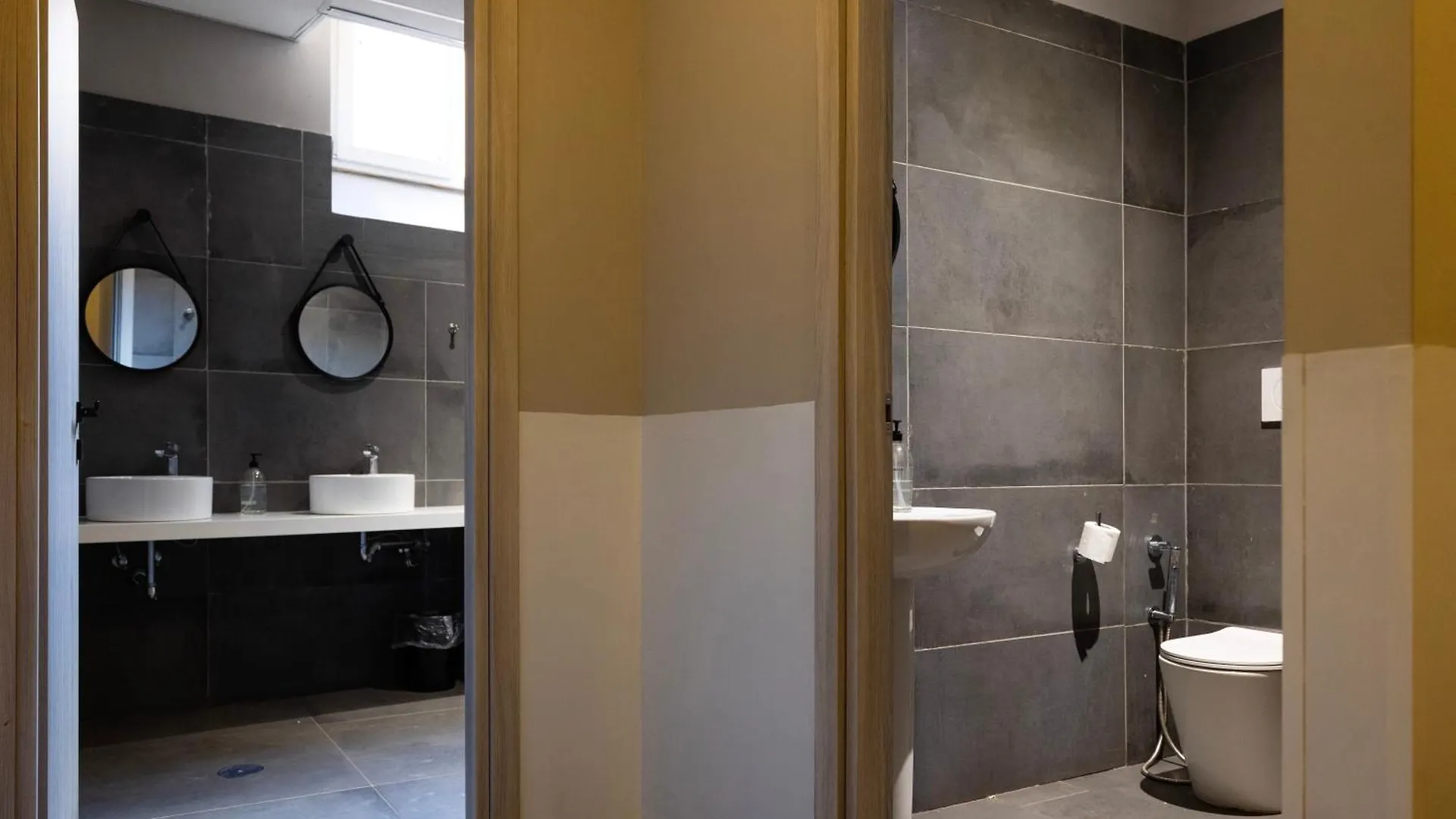 Borgo Ripa Urban Travel Hostel Rome Italy