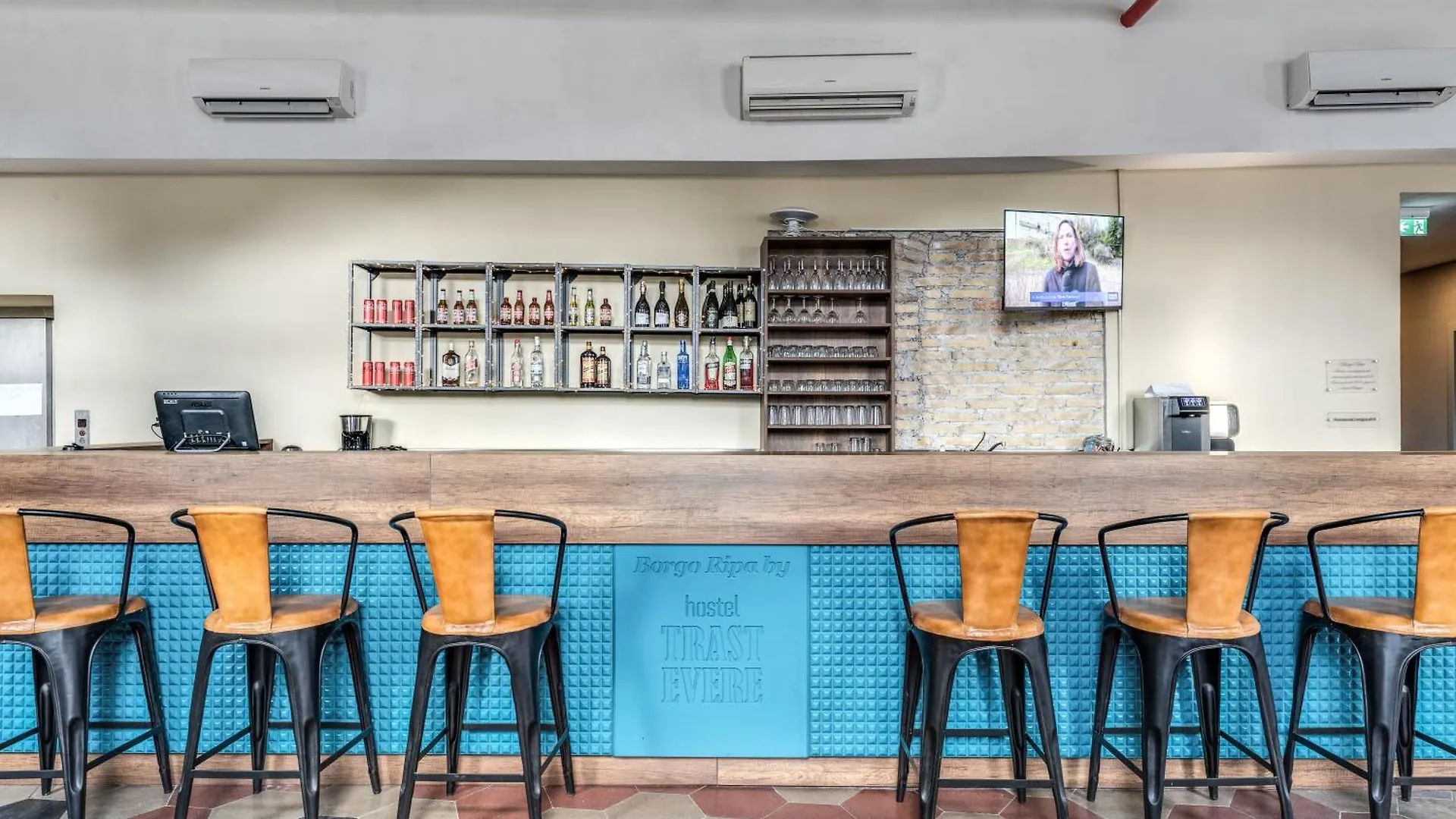 Borgo Ripa Urban Travel Hostel Rome Italy