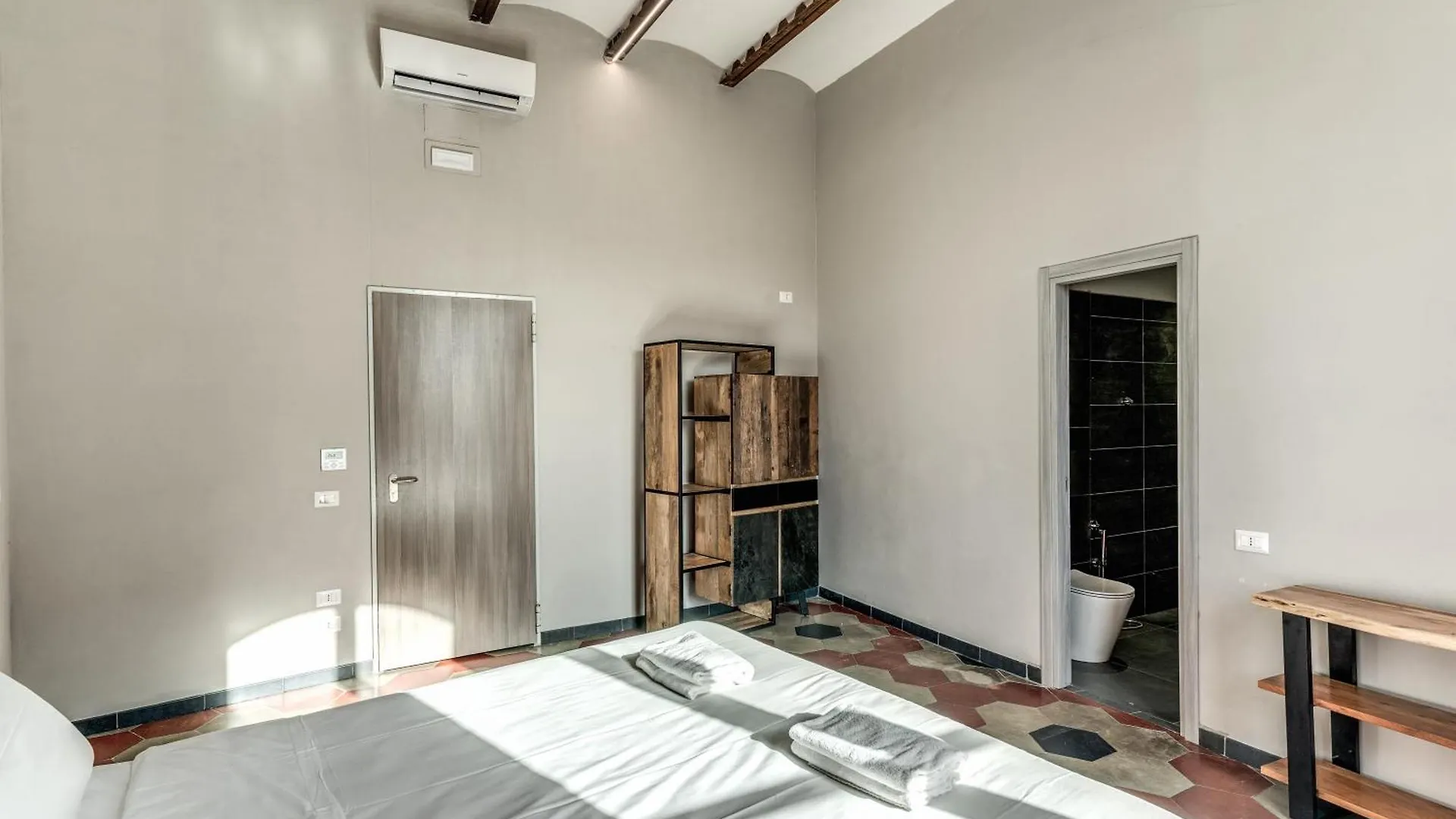 Borgo Ripa Urban Travel Hostel Rome