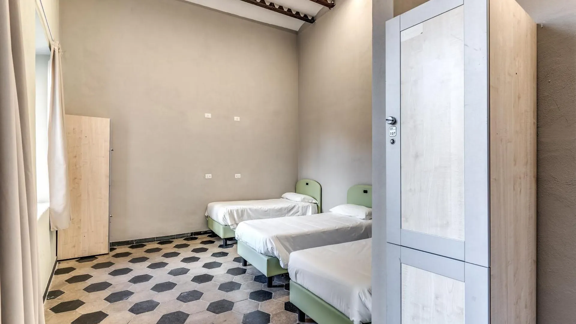 Borgo Ripa Urban Travel Hostel Rome